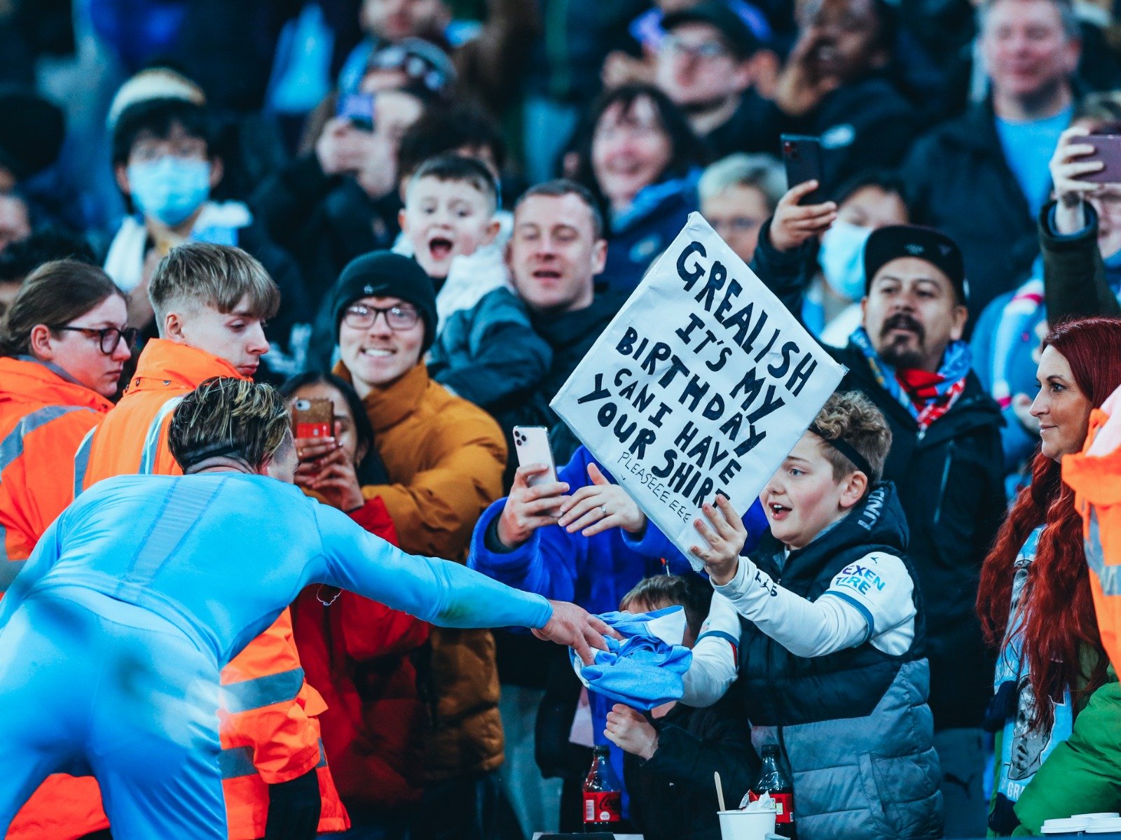 中国足球需 中国足球需